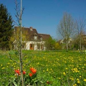 Chambres D'Hotes Les Pierries Vezannes Exterior photo