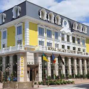 Royal Palace Luxury Hotel And Spa Khmel'nyts'kyy Exterior photo