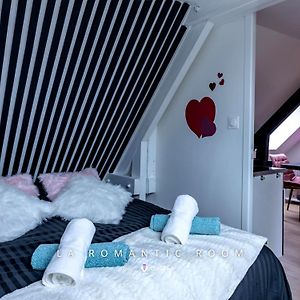 La Romantic Room - Mansarde - Arrivee Autonome Auxerre Exterior photo