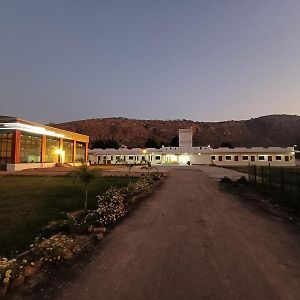 The Royal Residency Hotel Rajgir Exterior photo
