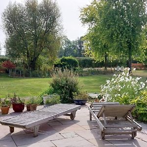 Garden Cottage In Heart Of Kent Exterior photo