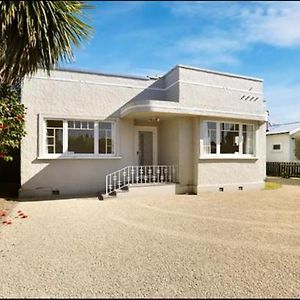 Central And Affordable - Cute Art Deco Gisborne Exterior photo