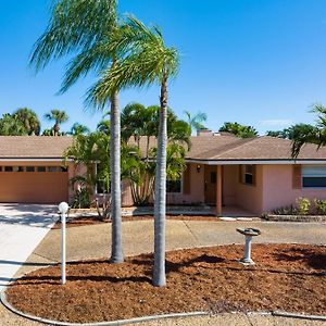 Coral Breeze! Beautiful Waterfront Pool Home With Spa! Minutes From The Beach Bradenton Exterior photo
