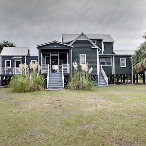 1111 Middle By Avantstay Charming Historic Cottage Featured In Dear John Movie Beach Access Sullivans Island Exterior photo