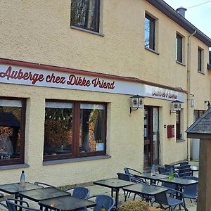 Dikke Vriend , Herberg & Taverne Chiny Exterior photo