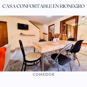 Casa Confortable En Rionegro - A 10 Min Del Aeropuerto Exterior photo