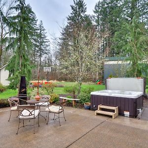 Spacious Oregon Home With Hot Tub, Fire Pit And Grill! Hillsboro Exterior photo