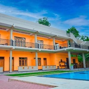 Saayoo Resort Negombo Exterior photo