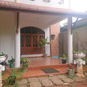 New Rangiri Villa Dambulla Exterior photo