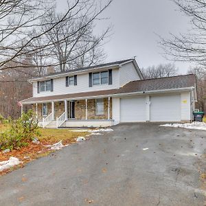 Coolbaugh Township Home With Game Room And Backyard! Tobyhanna Exterior photo