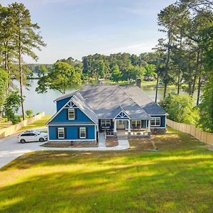 Stunning Lakefront Retreat On Jodeco - Your Perfect Getaway Awaits! Jonesboro Exterior photo
