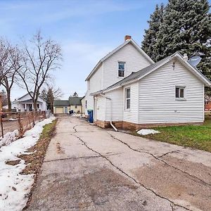 White House Bungalow Bay City Exterior photo