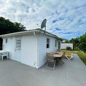 One Bedroom Property At Saint Martin 100 M Away From The Beach With Sea View And Wifi Exterior photo