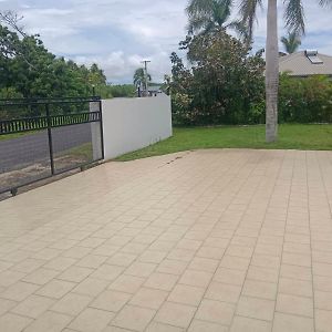 Large 4 Bedroom Villa With Pool In Sonaisali Nadi Exterior photo