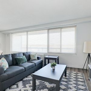 2Br Arlington Gem: Stylish & Conveniently Located Apartment Exterior photo