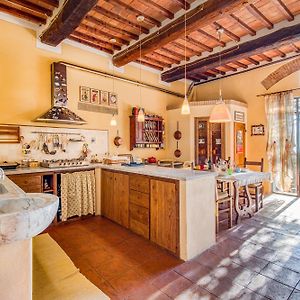 Beautiful Rignano Home In Tuscany - Happy Rentals Rignano Sull Arno Exterior photo