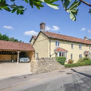 Charming 5-Bed Cottage In Old Sodbury Bristol Exterior photo