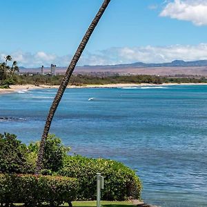 Oceanfront Abode Remodeled In 2021 Sleeps 6 Apartment Wailuku Exterior photo