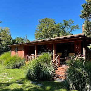 Lavender Fields Retreat: Nearby The Beach & Farms East Marion Exterior photo