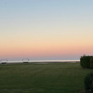 Summerspring Beachfront Accommodation Takaka Exterior photo