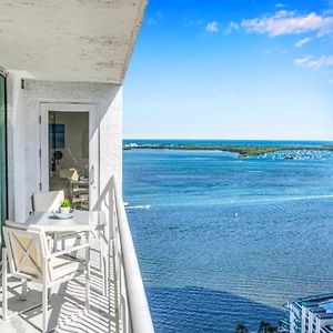 Luxurious 2 Bd Ocean View Apartment At Brickell Miami Exterior photo