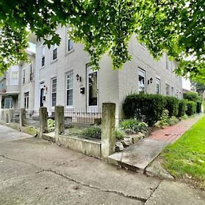 1 Bd Hide Away Historic Dayton, Oh Oregon District Exterior photo