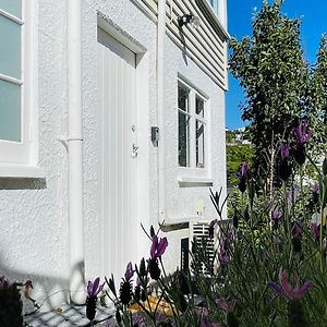 Little Home On Glanmire Wellington Exterior photo