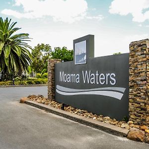 Moama Waters Hotel Exterior photo