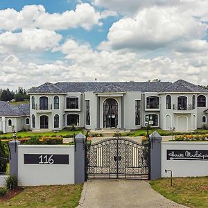 Villa Tasha Luxury Suites, Lanseria Johannesburg Exterior photo