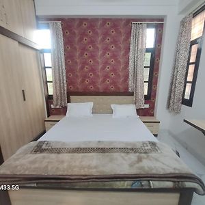 Relax Home Stay Spacious Appartment Udaipur Exterior photo