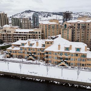 Delta Hotels By Marriott Grand Okanagan Resort Kelowna Exterior photo