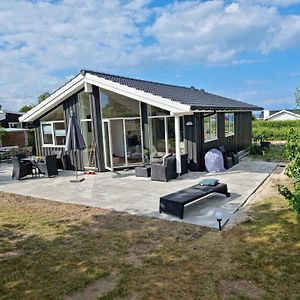 Cosy Summerhouse Near The Waterfront Stroby Exterior photo