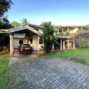 Kaaya Villa @ Thalawathugoda Colombo Exterior photo