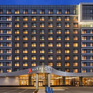 Marriott New York Jfk Airport Hotel Exterior photo