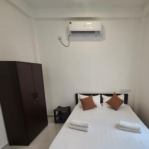 Joywin Apartments Airport Transit Negombo Exterior photo