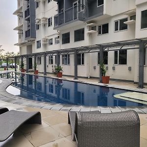 Nook Of Tranquility Staycation Manila Exterior photo