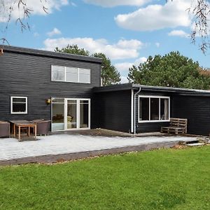 Amazing Home In Hjby With Wifi Hojby Exterior photo