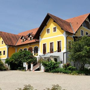 Sattlerhof Geniesserhotel & Weingut Gamlitz Exterior photo