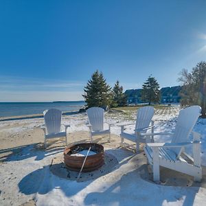 St Ignace Cottage With Deck And Beach On Lake Huron! Evergreen Shores Exterior photo