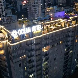 Ocean Hotel Phnom Penh Exterior photo