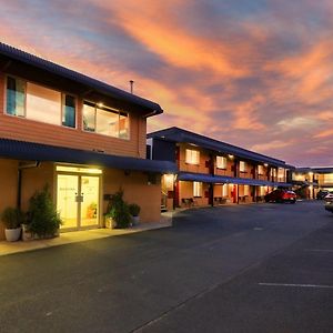 Ashton Motel Tumut Exterior photo