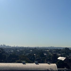Hurstville New Apartment With City View Sydney Exterior photo