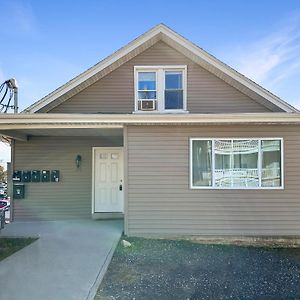 Fabulous Two Bedroom In Groton Exterior photo