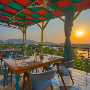 Aaj Haveli - Lake Facing Boutique Hotel By Levelup Hotels Udaipur Exterior photo