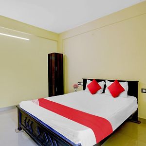 Flagship Vr Nooranad Residency Hotel Tamarakulam Exterior photo