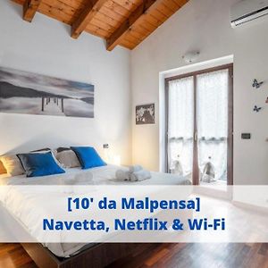 10' From Malpensa Shuttle, Netflix & Wi-Fi Apartment Casorate Sempione Exterior photo