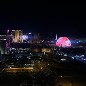 Balcony Suite Strip View Las Vegas Exterior photo