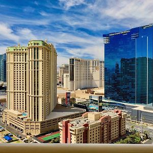 Strip View Balcony Suites - No Resort Fee ! Las Vegas Exterior photo
