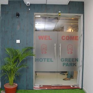 Hotel Green Park Gandhinagar Exterior photo