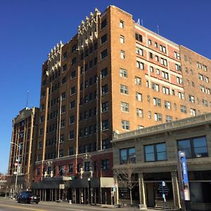 Midtown Studio Steps From Dining And Nightlife Apartment Kansas City Exterior photo